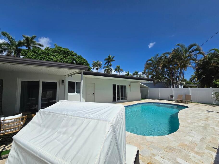 Villa Palma Haus - Modern With Pool Near The Hollywood