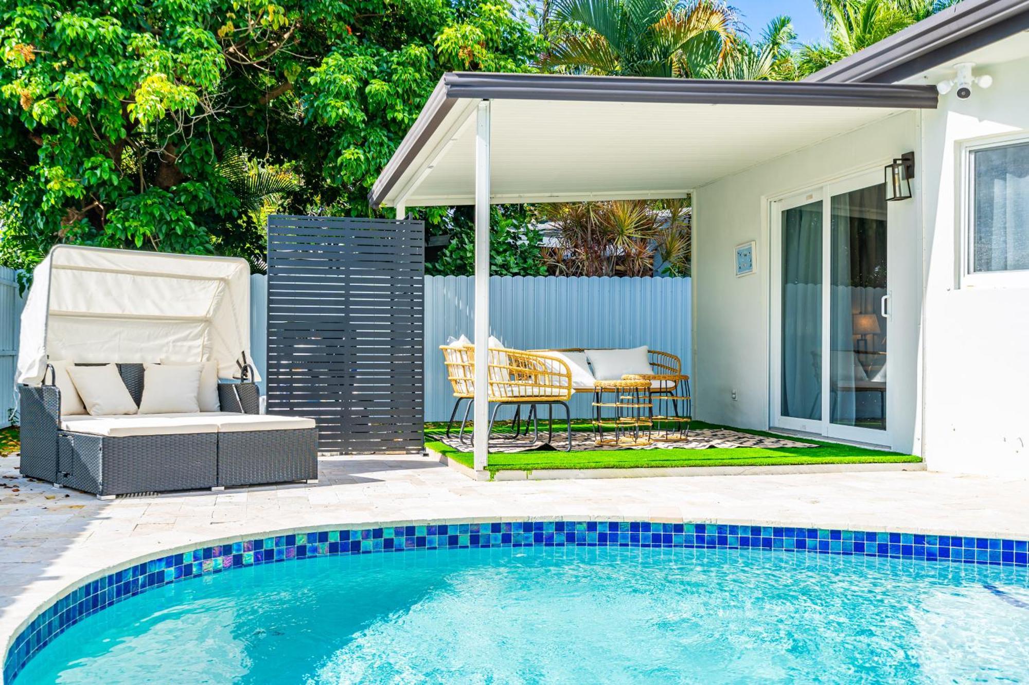 Villa Palma Haus - Modern With Pool Near The